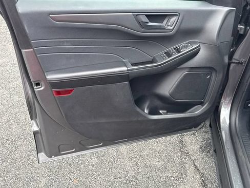 Used 2025 Ford Escape Active FWD image 10