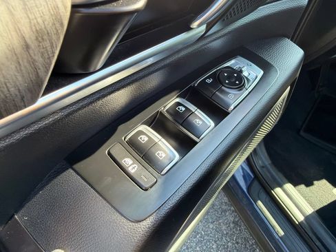 Certified 2024 Kia Telluride EX w/ EX Captain's Chair Package AWD/4WD image 13