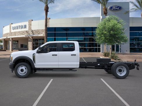 New 2025 Ford F550 4x4 Crew Cab image 3