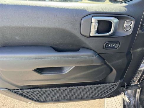 Used 2021 Jeep Wrangler Unlimited Rubicon 4xe w/ Steel Bumper Group image 10