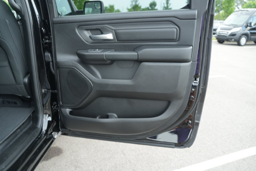 New 2026 RAM 1500 Express AWD/4WD image 20