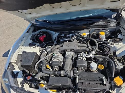 Used 2015 Scion FR-S RWD image 27