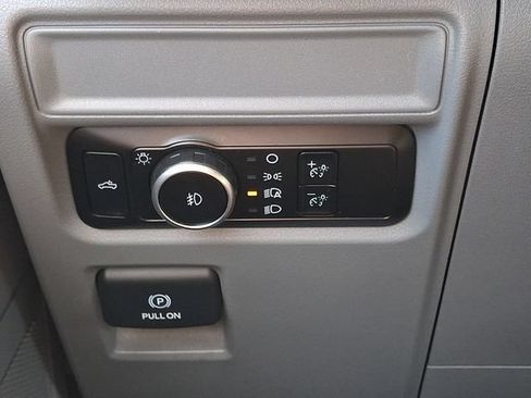 Used 2023 Ford F150 XLT AWD/4WD image 24