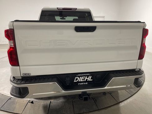 Used 2021 Chevrolet Silverado 1500 LT image 6