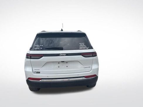 Used 2025 Jeep Grand Cherokee Limited w/ Luxury Tech Group II image 6