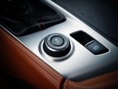 Used 2015 Chevrolet Corvette Stingray Coupe w/ 2LT Preferred Equipment Group image 22