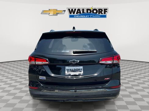 Used 2023 Chevrolet Equinox RS w/ LPO, Floor Liner Package FWD image 5
