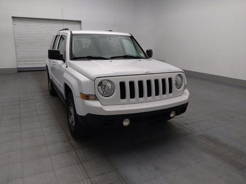 Used 2017 Jeep Patriot Sport w/ Power Value Group FWD image 14