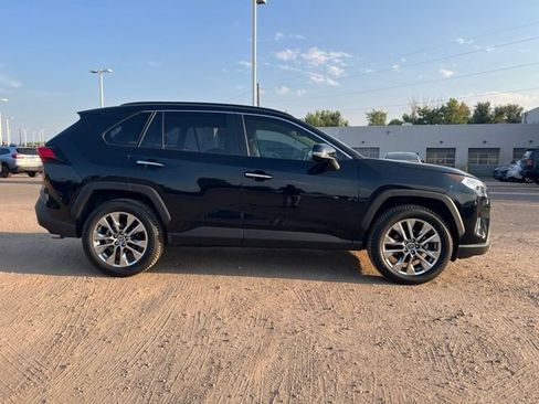 Used 2019 Toyota RAV4 Limited w/ Advanced Technology Package AWD/4WD image 7