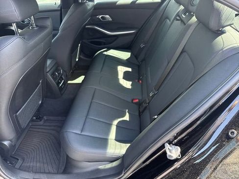 Used 2021 BMW 330i Sedan w/ Convenience Package RWD image 11