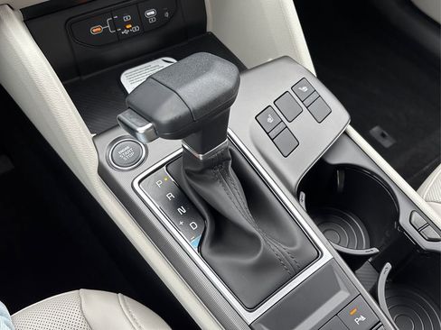 New 2026 Kia Sportage EX image 21