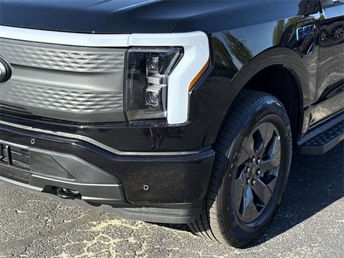 New 2025 Ford F150 Lightning Flash image 8