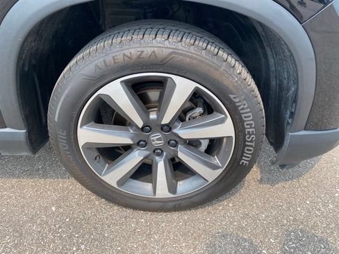 Used 2024 Honda Pilot Elite image 4