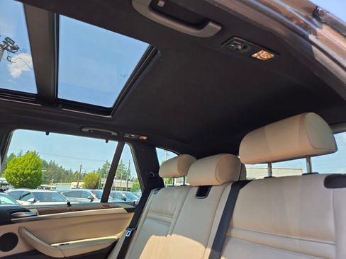 Used 2013 BMW X5 xDrive50i AWD/4WD image 19