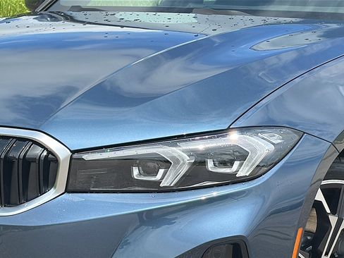 New 2025 BMW 330i Sedan w/ Premium Package image 4