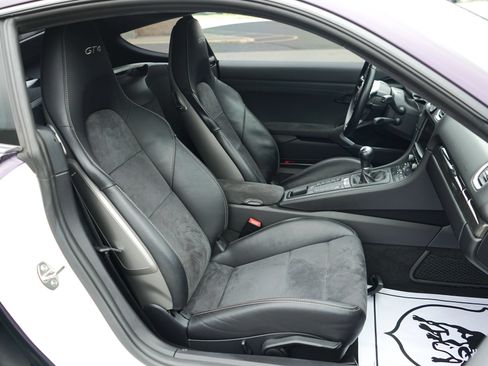 Used 2016 Porsche Cayman GT4 w/ Sport Chrono Package RWD image 31