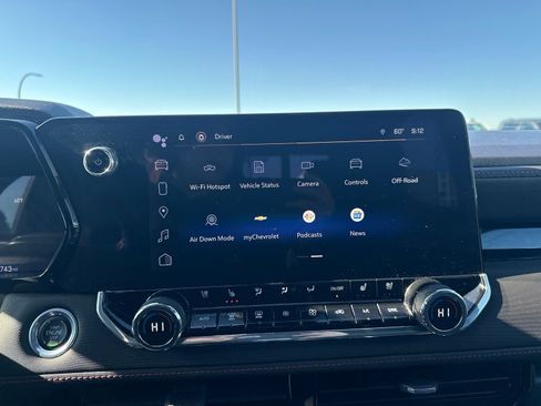 Used 2023 Chevrolet Colorado Z71 w/ Z71 Convenience Package 2 AWD/4WD image 58