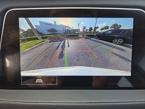 Used 2022 Cadillac XT4 Luxury FWD image 14