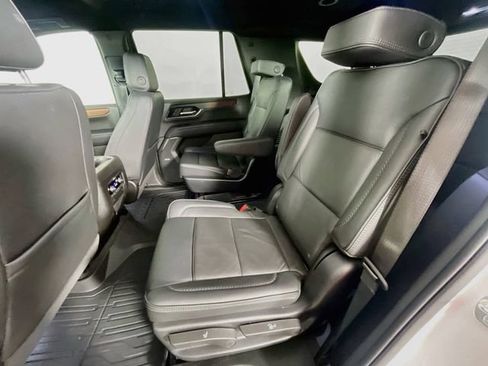 Used 2025 GMC Yukon Denali AWD/4WD image 26