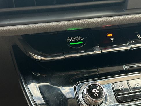 Used 2023 Lincoln Corsair Reserve w/ Equipment Group 201A image 26