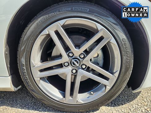 Certified 2023 Nissan Z Sport w/ Floor Mat Package image 19