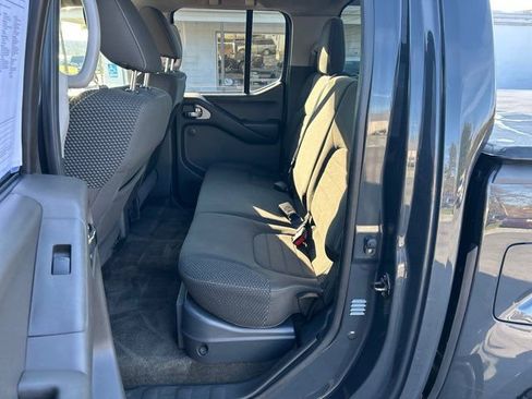 Used 2013 Nissan Frontier PRO-4X image 17