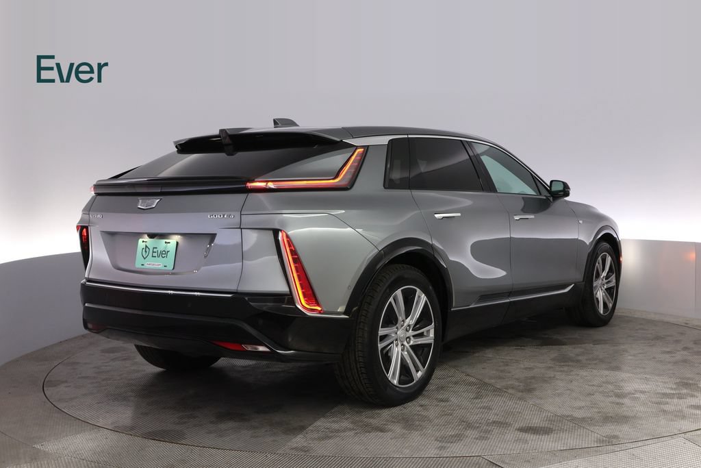 Used 2024 Cadillac Lyriq Tech w/ Driver Assist Package AWD/4WD image 3