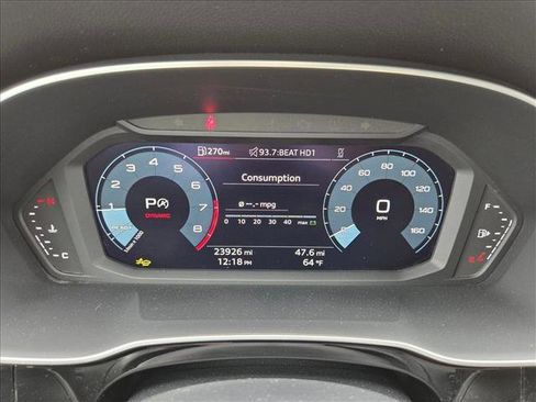 Used 2025 Audi Q3 2.0T Premium image 9