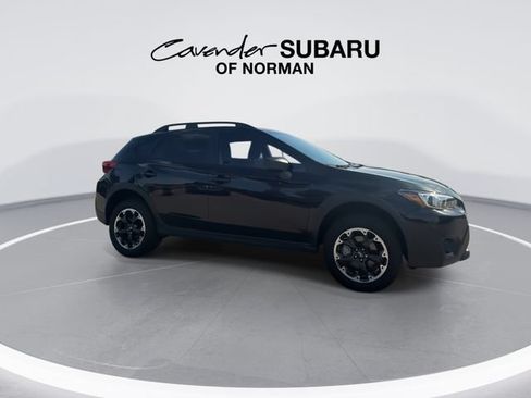Used 2023 Subaru Crosstrek 2.0i AWD/4WD image 2