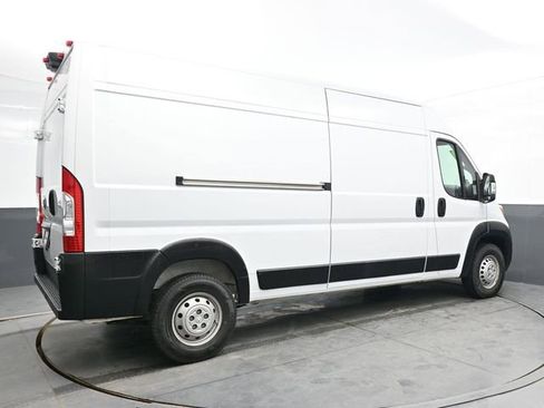 Used 2024 RAM ProMaster 2500 w/ Convenience Group FWD image 7