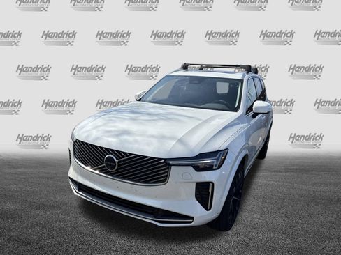 Used 2025 Volvo XC90 B6 Plus w/ Protection Package Premier image 6