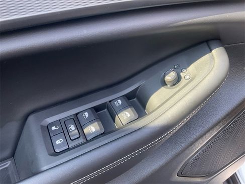 New 2025 Jeep Grand Cherokee L Laredo w/ Luxury Tech Group I image 30