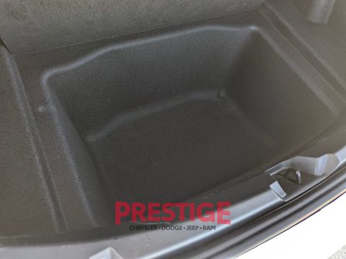 Used 2023 Tesla Model 3 Standard Range image 12