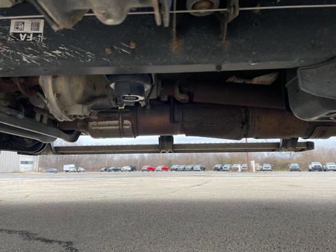 Used 2015 Ford F250 Lariat w/ Chrome Package image 16