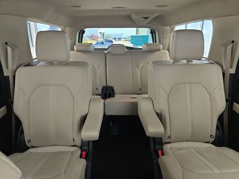 Used 2023 Ford Expedition Max Platinum image 40