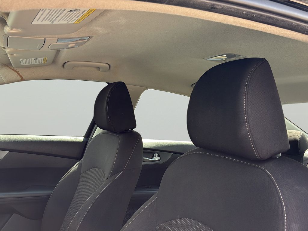 Used 2019 Kia Forte LXS FWD image 13