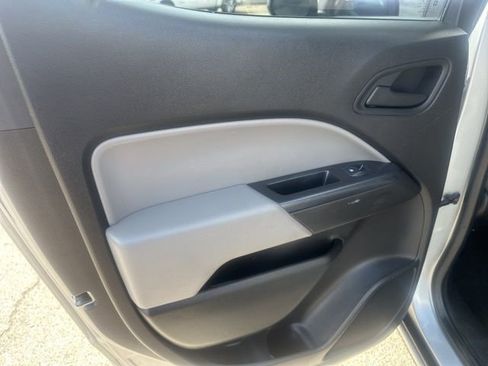 Used 2018 Chevrolet Colorado W/T w/ WT Convenience Package image 16