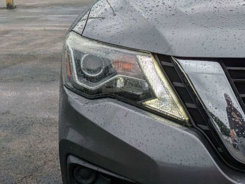 Used 2018 Nissan Pathfinder S FWD image 10