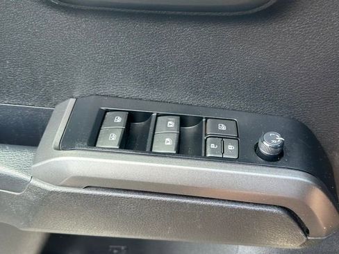 Used 2023 Toyota Tacoma TRD Sport w/ Technology Package AWD/4WD image 16