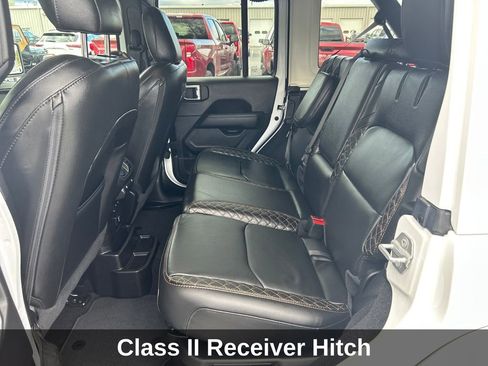 Used 2021 Jeep Wrangler Unlimited Sahara AWD/4WD image 28