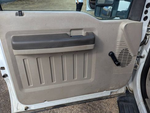 Used 2008 Ford F350 XL image 8