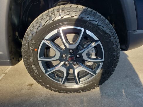 New 2026 Jeep Compass Trailhawk image 25