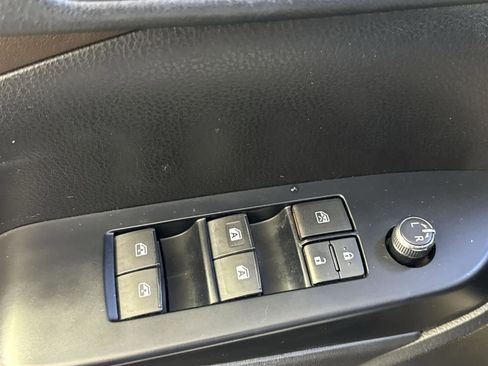 Used 2018 Toyota Highlander XLE image 24