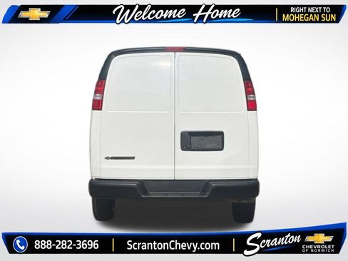 Certified 2025 Chevrolet Express 2500 RWD image 3