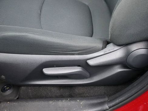 Certified 2020 Toyota RAV4 LE image 21