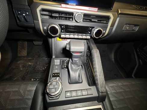 New 2026 Toyota Tacoma TRD Off-Road AWD/4WD image 11