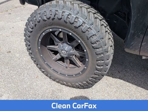 Used 2012 Toyota Tundra 4x4 CrewMax w/ SR5 Pkg image 5