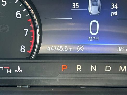 Used 2020 Ford Explorer XLT w/ Comfort Package RWD image 24