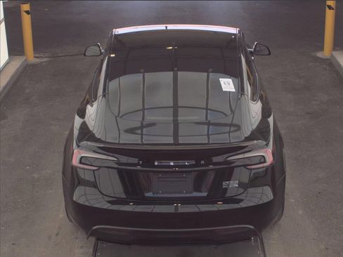 Used 2024 Tesla Model 3 Performance AWD/4WD image 5