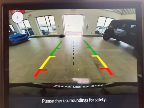 Used 2024 Ford Edge SEL image 20